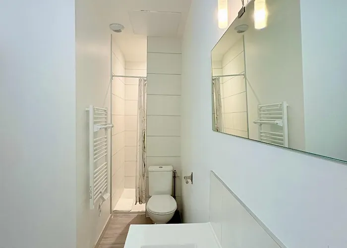 Hypercentre - 3 - Proche Chateau Et Commerces