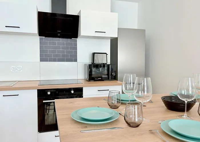 Hypercentre - 3 - Proche Chateau Et Commerces Châteaubriant